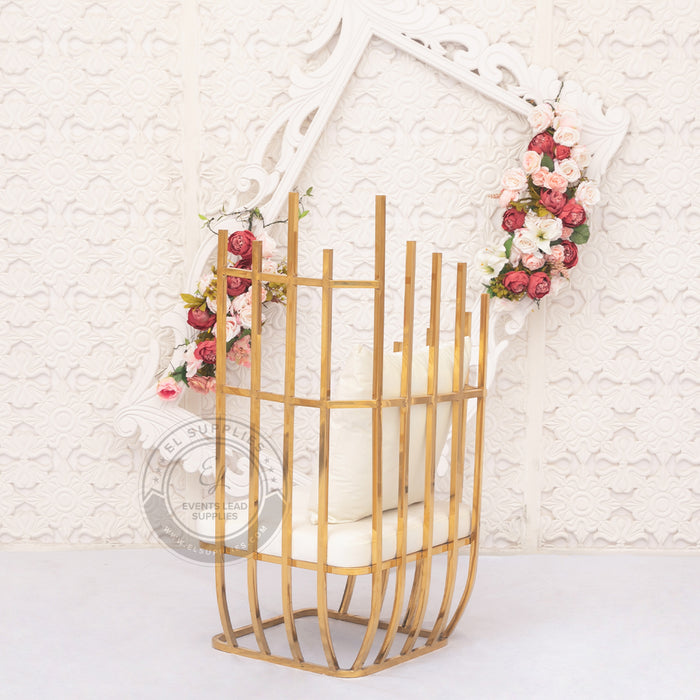 ARUNIMA Spike Throne Chair Set