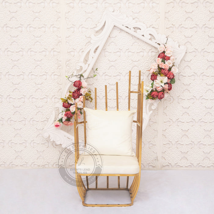 ARUNIMA Spike Throne Chair Set