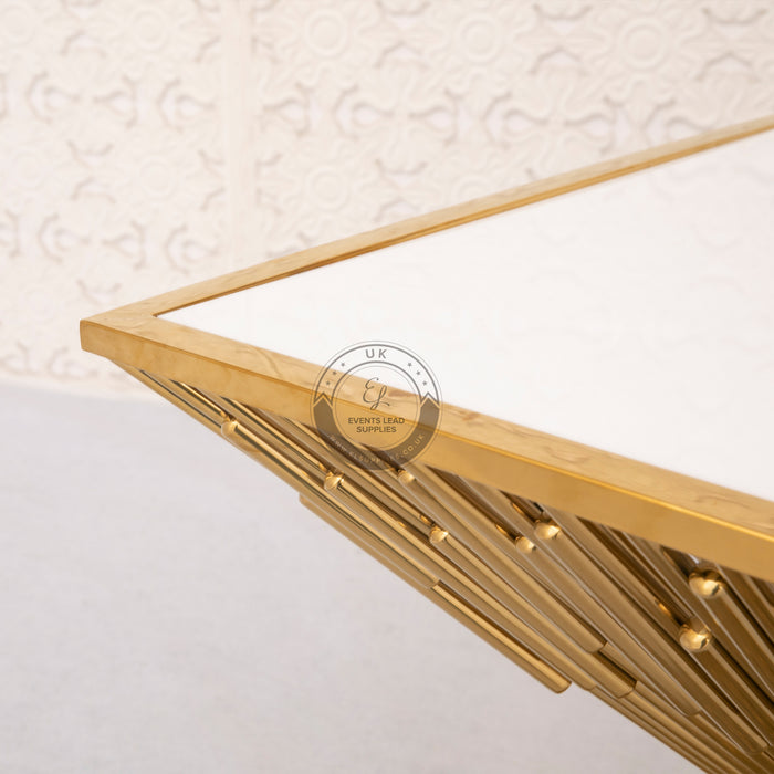 wedding cake table display, white and gold