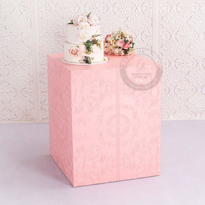 URRACA Cake Table